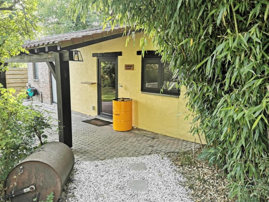 Le Spa Du Cabanon: Cabanon De Luxe Avec Spa Entierement Privatif Aye Exteriör bild